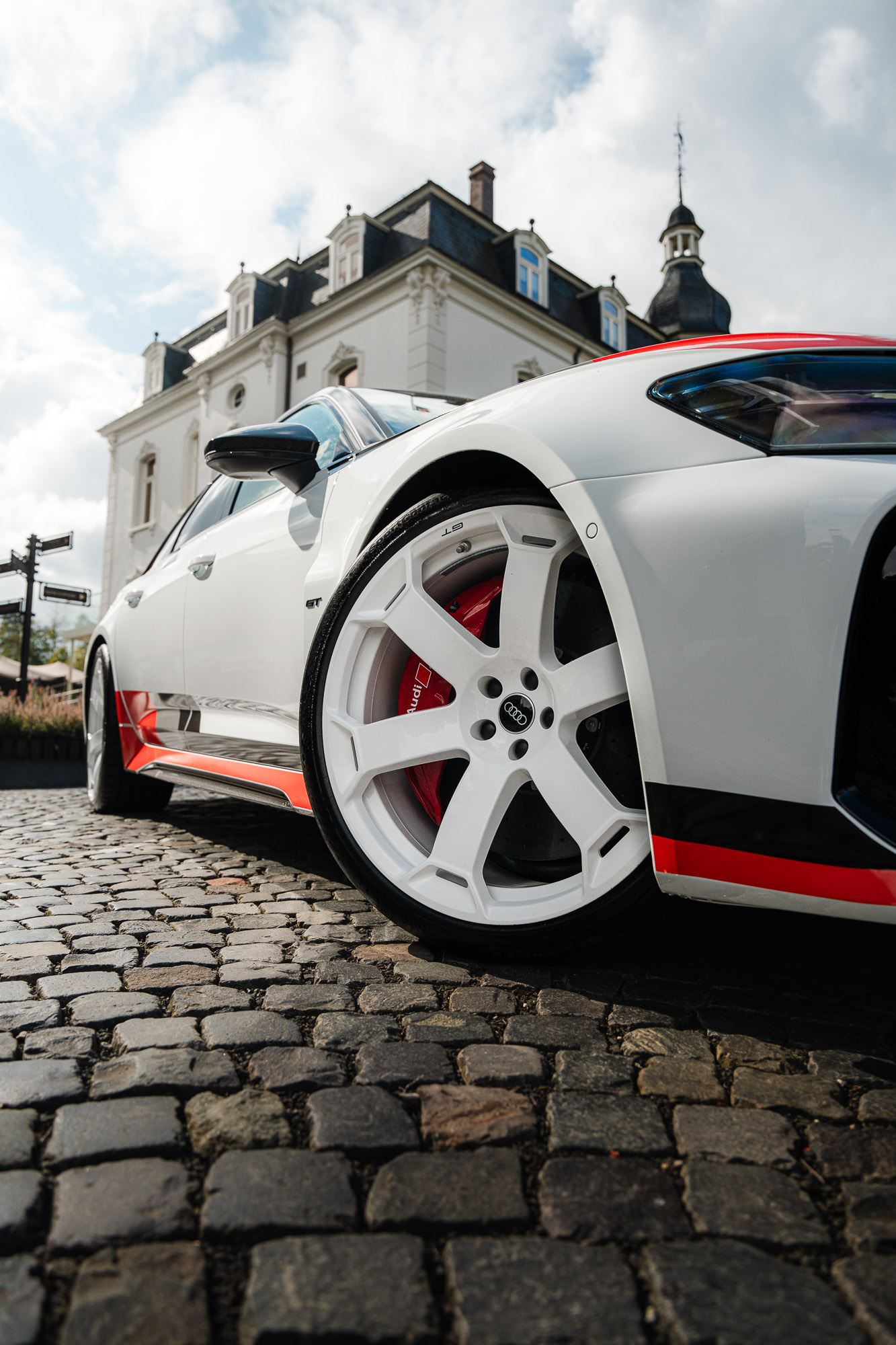Audi, RS 6, RS6, Audi RS 6 GT, RS6GT, Georg Simon Durstewitz, Durstewitz, Georg S. Durstewitz, Fron, Reifen, Felge, eingeschlagen